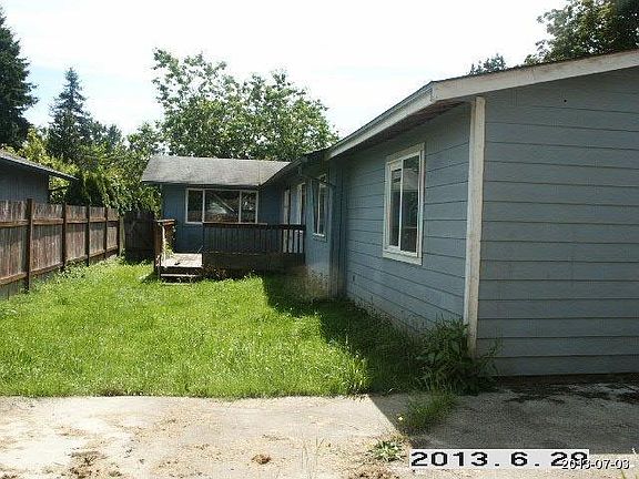 4th image of 1103 Borthwick St