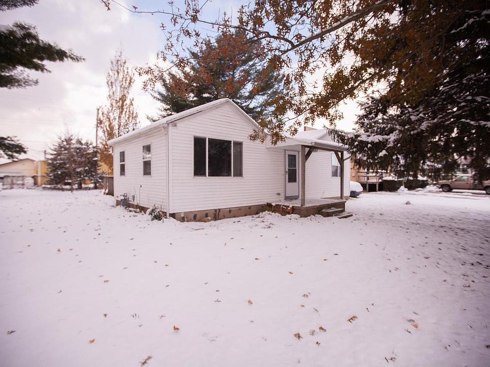 1st image of 55945 East Ave