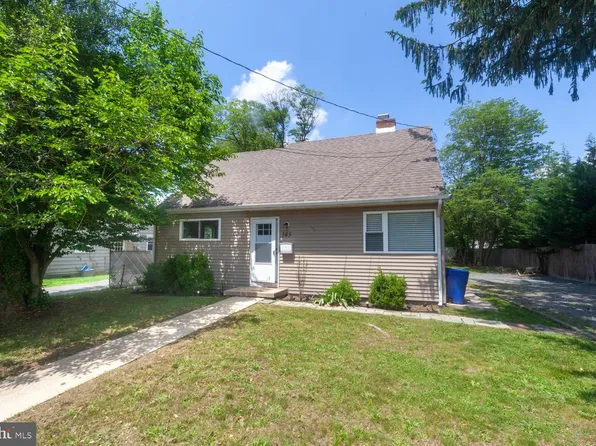 143 W Gloucester Pike, Barrington, NJ 08007