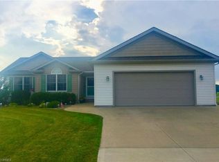 11866 Friendsville Rd, Creston, OH 44217