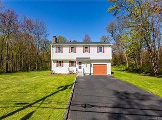 709 Bartholomew Rd, Middletown, CT 06457