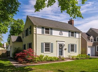 206 Edgewood Ave, Rochester, NY 14618