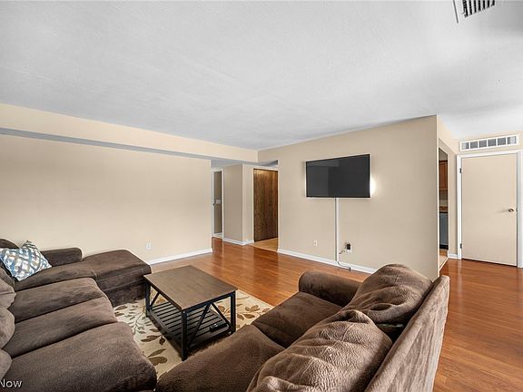 5th image of 1105 Canyon View Rd APT 604