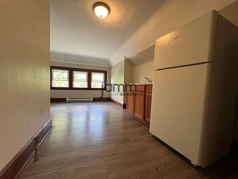 2181 Edgewood Rd #3 — Photo 9