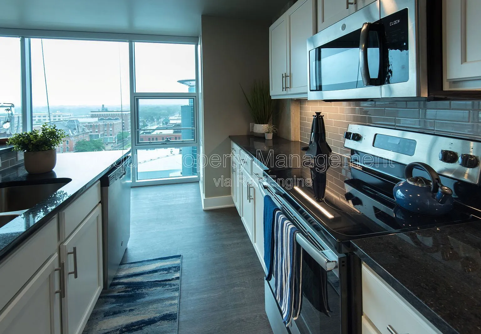 1 bed, 1.0 bath, 793 sqft, $3,900 — Photo 3