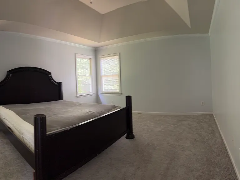 526 Matthew Dr — Photo 10