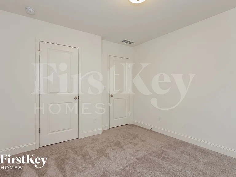 9529 Blue Knoll Ct — Photo 11