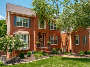 822 Overhills Dr, Old Hickory, TN 37138