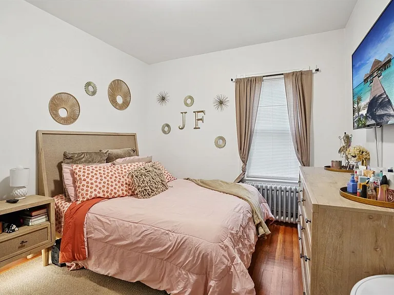 39 Champney St #1 — Photo 10