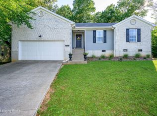113 Red Hawk Dr, Vine Grove, KY 40175