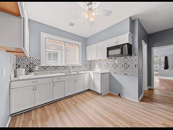 5th image of 10649 S Avenue J