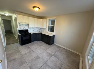 425 S 17th St #3C, Newark, NJ 07103