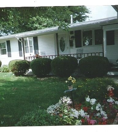 1st image of 912 Howard Ave