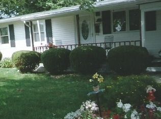 912 Howard Ave, Rockville, IN 47872