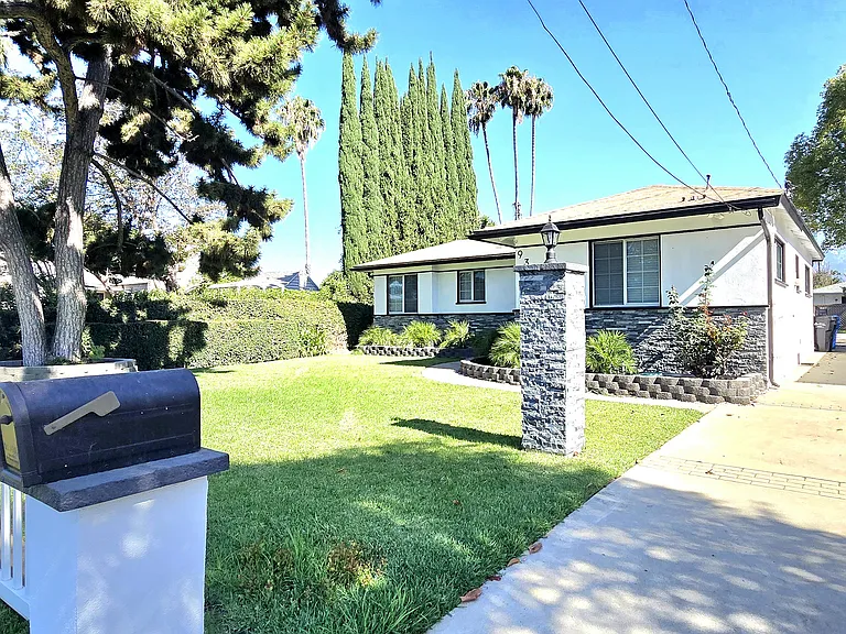 9341 Olive St — Photo 22