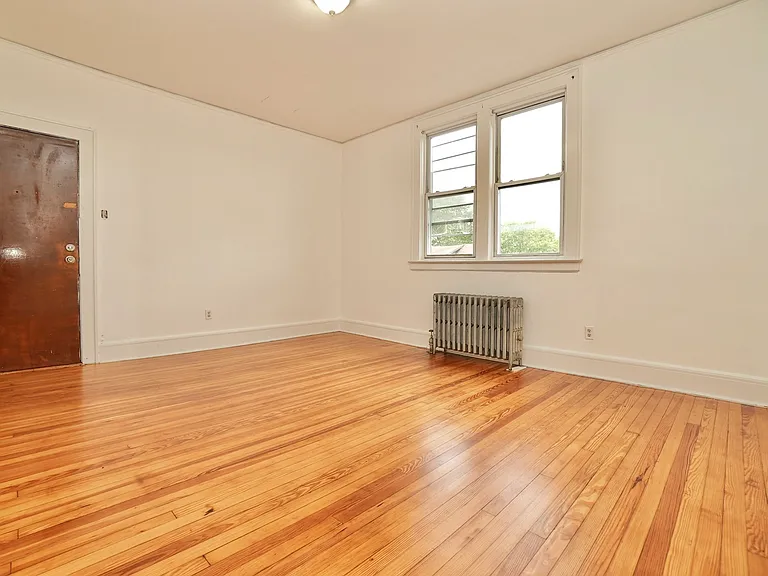 428-430 N 12th St #3 — Photo 3