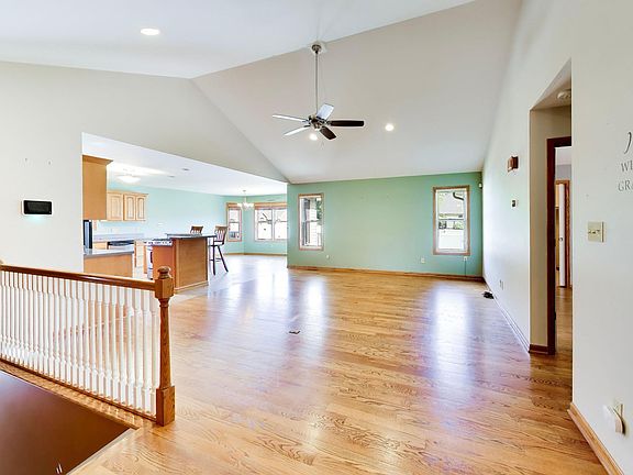 5th image of 2615 43rd St