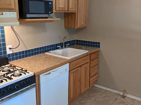 5500 Hubbard Rd #B, Farmington, NM 87402