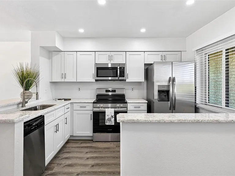 1805 Mariner Dr #52 — Photo 5