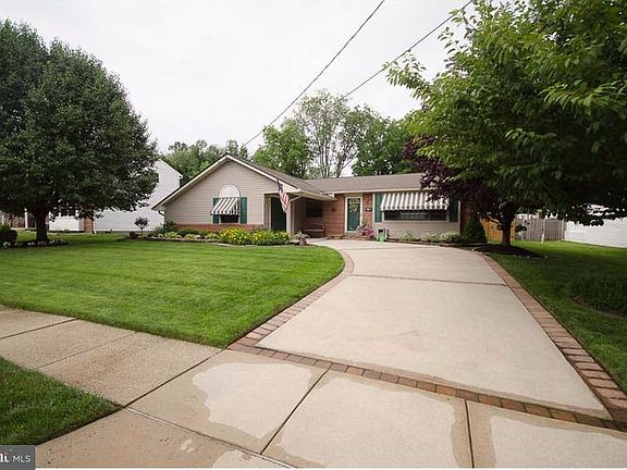 2nd image of 506 Lestershire Dr