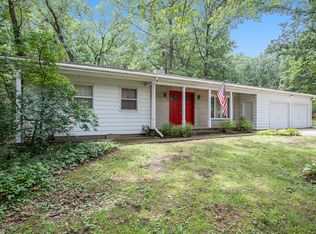 45187 86th Ave, Decatur, MI 49045