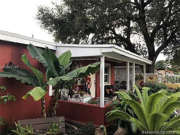 3rd image of 2940 NW 151st Ter