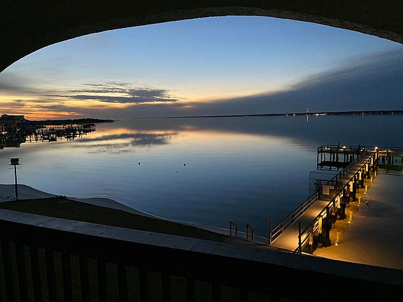 3rd image of 7453 Sunset Harbor Dr APT 1-306