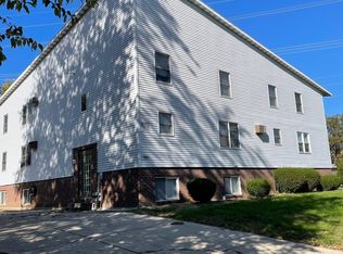 701 Franklin Ave APT 5, Normal, IL 61761