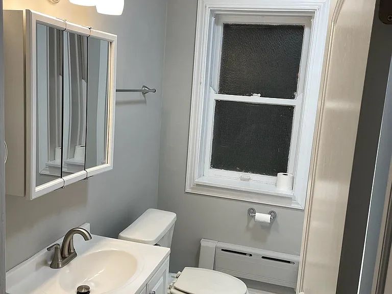1831 Elmwood Ave #1 — Photo 2