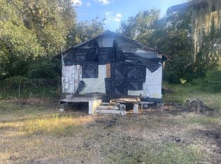 2811 E 20th St, Sanford, FL 32771