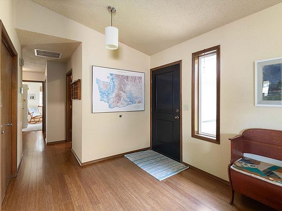 2nd image of 4209 Mojave Dr