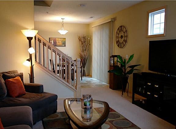 3rd image of 580 84th St