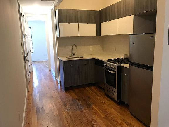 3rd image of 224 Palmetto St #3R