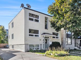 72 Jolliet Ave #2, Ottawa, ON K1L 5H2