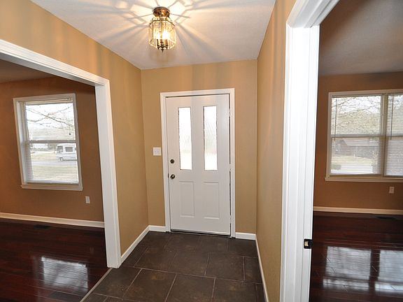 3rd image of 1616 Coronada Ln