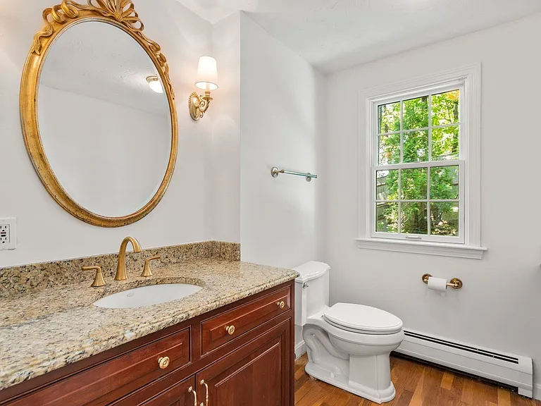 141 Westgate Rd — Photo 13