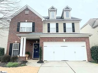 212 Barbours Ln, Greenville, SC 29607