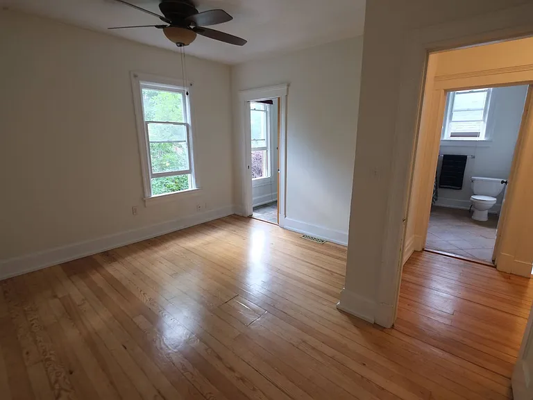 1535 N Saint Paul St — Photo 24