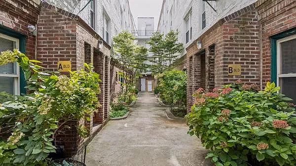 1 bed, $1,090 — Photo 3
