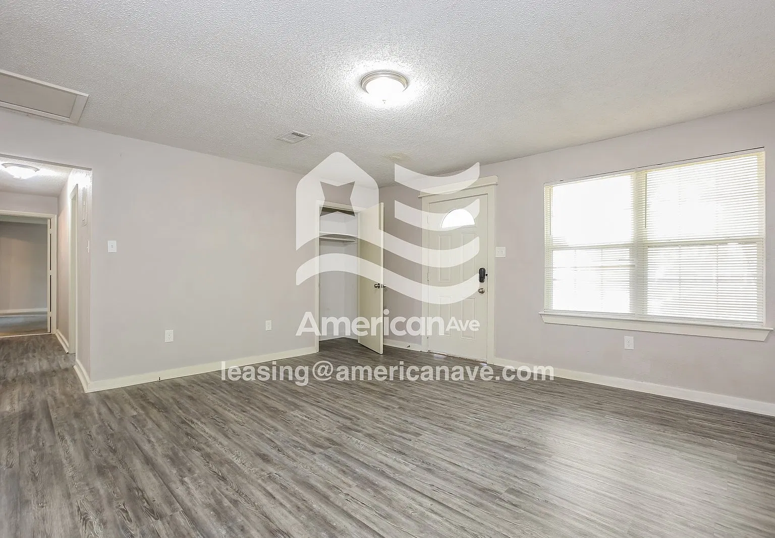 3 bed, 2.0 bath, 1265 sqft, $1,045 — Photo 4