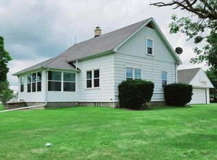 478 E Luschinger Rd, Port Clinton, OH 43452