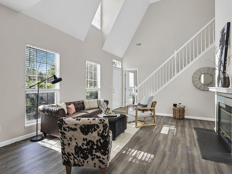 2498 Swan Dr, Grove City, OH 43123 | MLS #225016985 | Zillow
