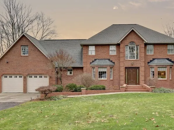 9051 Saint Peters Church Rd NW, Bolivar, OH 44612