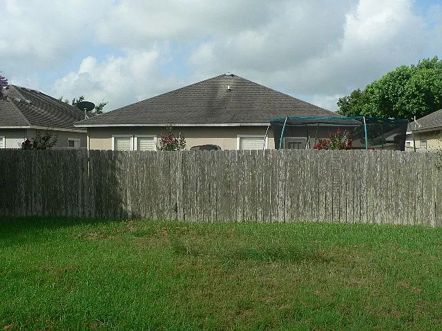 6541 Fenwick Dr — Photo 7