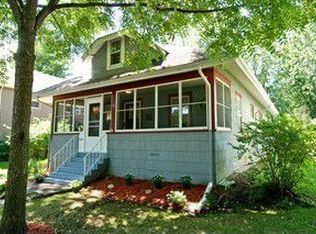 15 S Julian St, Naperville, IL