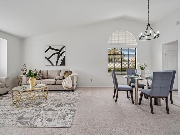 5th image of 1097 La Tortuga Dr