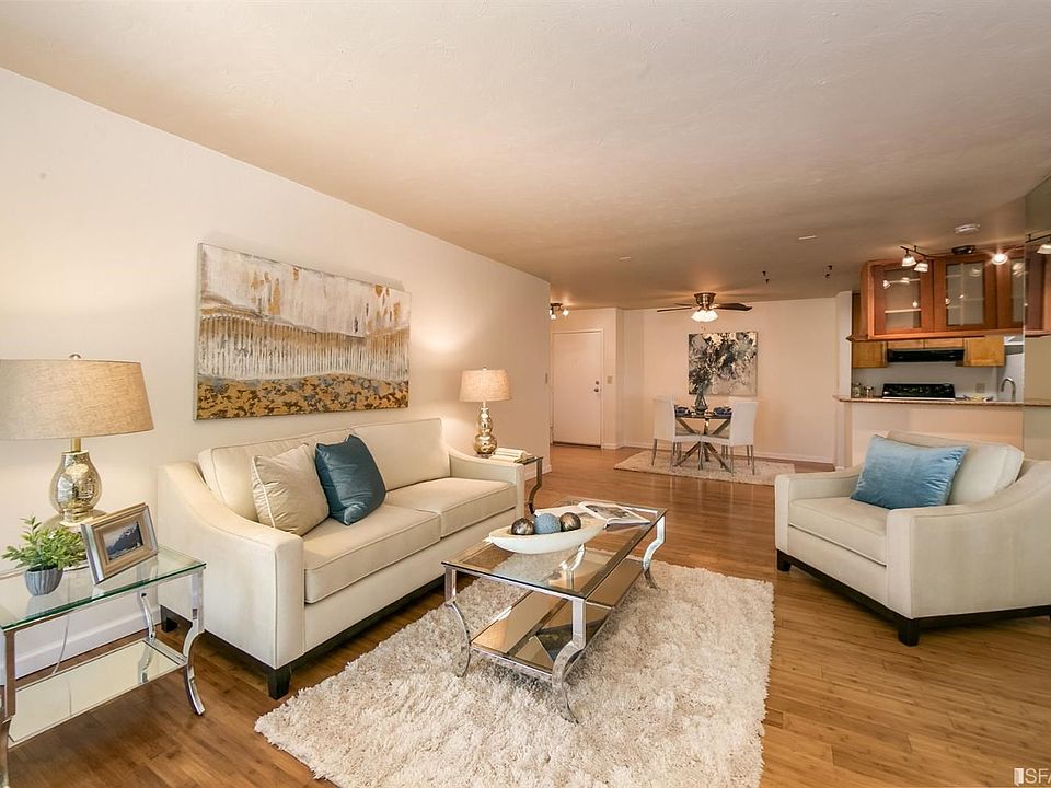 1st image of 375 Mandarin Dr APT 302