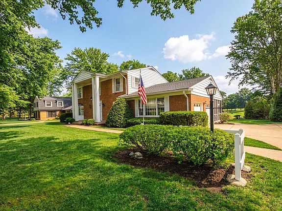 5th image of 1630 Beech Grove Dr