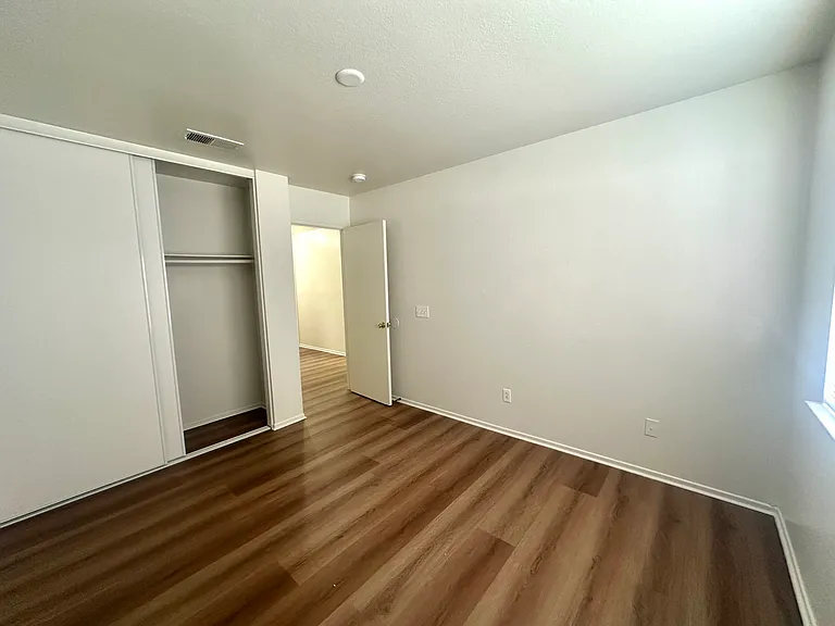 12562 El Dorado Ct — Photo 8