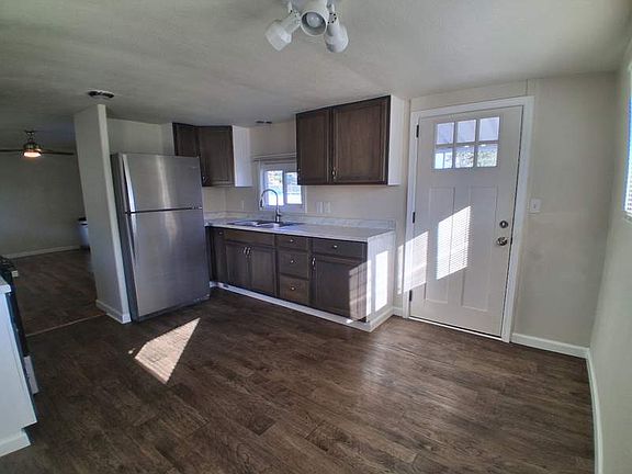 4th image of 2200 Lancaster Dr SE Unit 18C